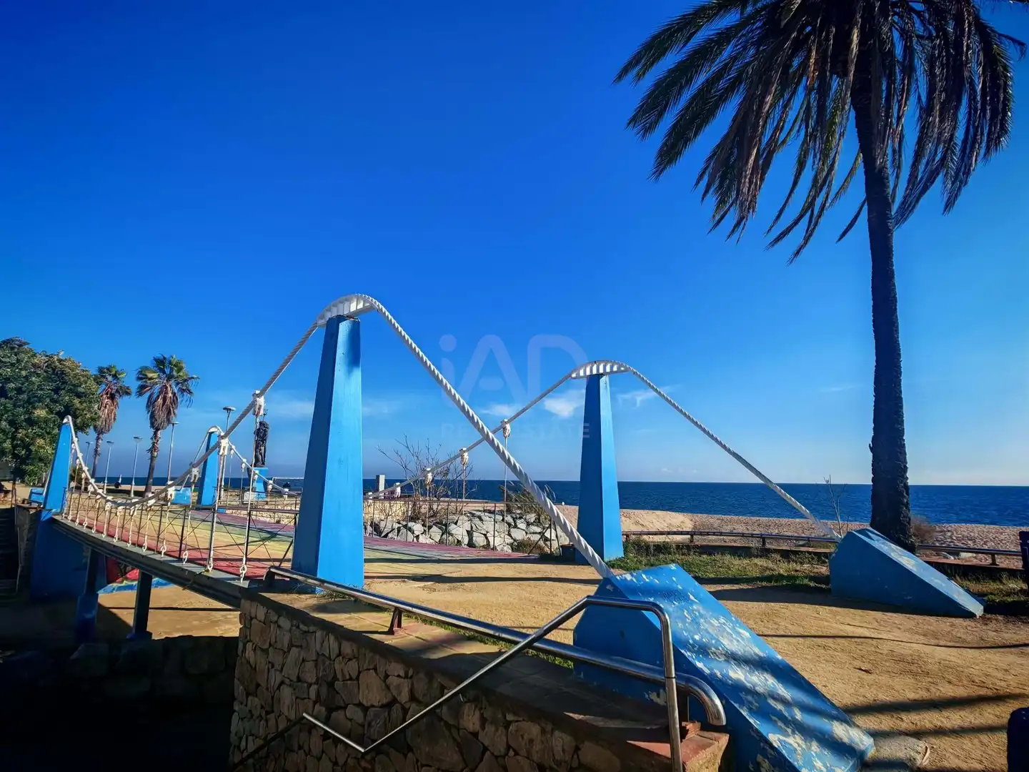 Außenansicht von Wohnung zum Verkauf in Canet de Mar mit Klimaanlage, Heizung und Terrasse