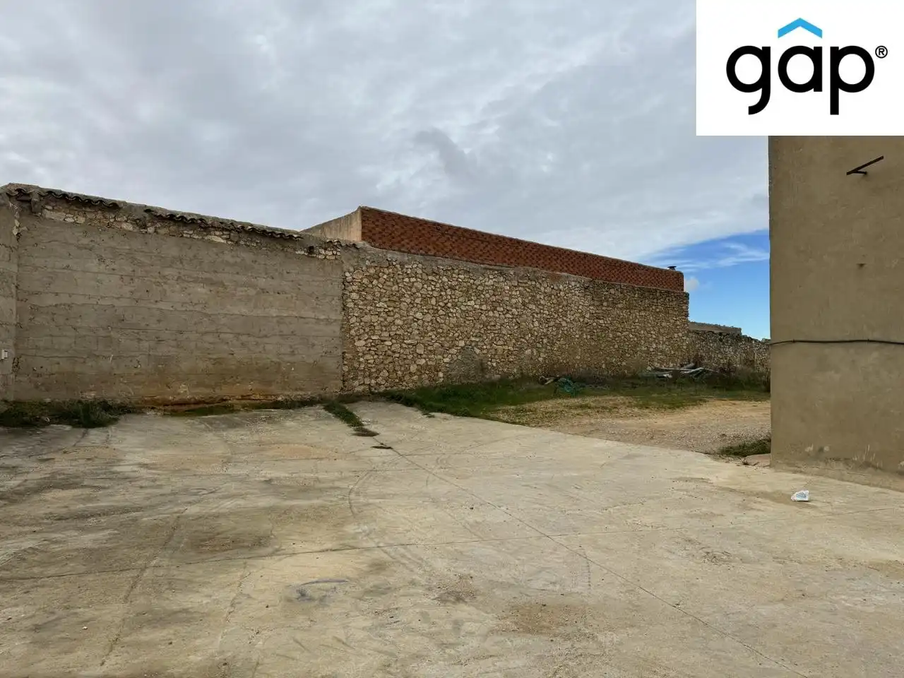 Fabrikhallen zum Verkauf in Villares del Saz