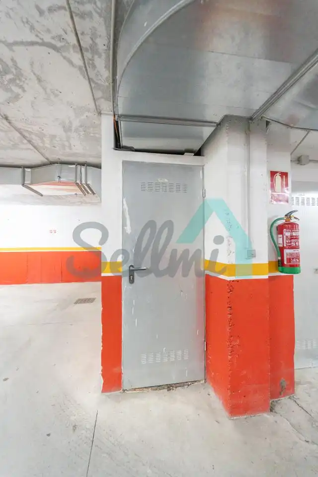 Parkplatz von Wohnung zum Verkauf in Aller mit Heizung, Terrasse und Abstellraum