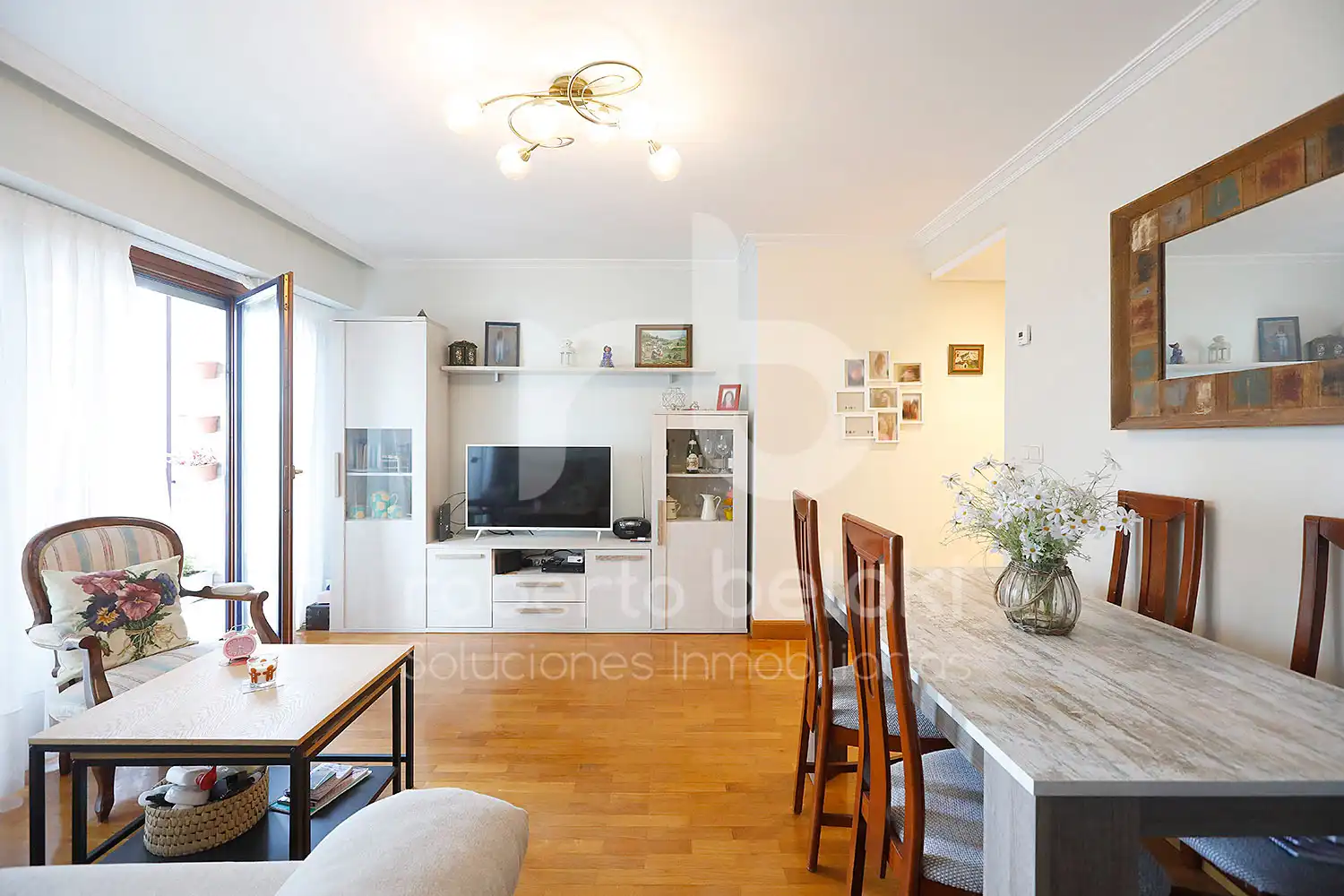 Piso con terraza en venta en Juan Thalamas Labandibar, imagen 5