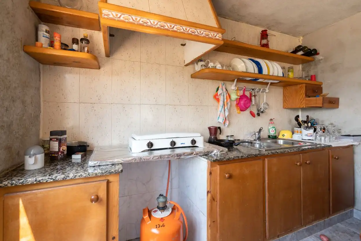 Küche von Country house zum Verkauf in Tortosa mit Abstellraum