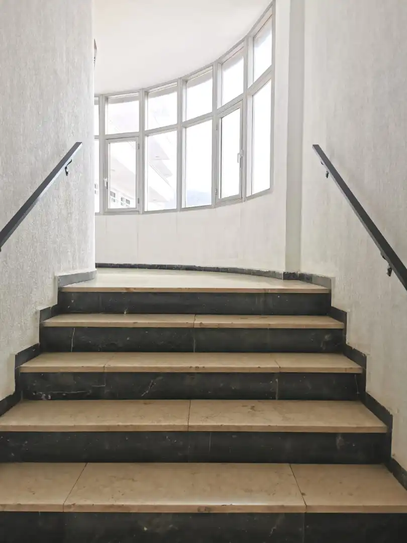 Apartament de lloguer a Plaza Presidente Adolfo Suárez, Manantiales - Estación de Autobuses