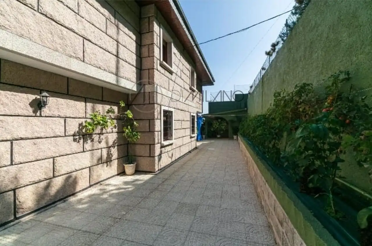 Vista exterior de Casa o xalet en venda en Moaña amb Calefacció, Jardí privat i Terrassa