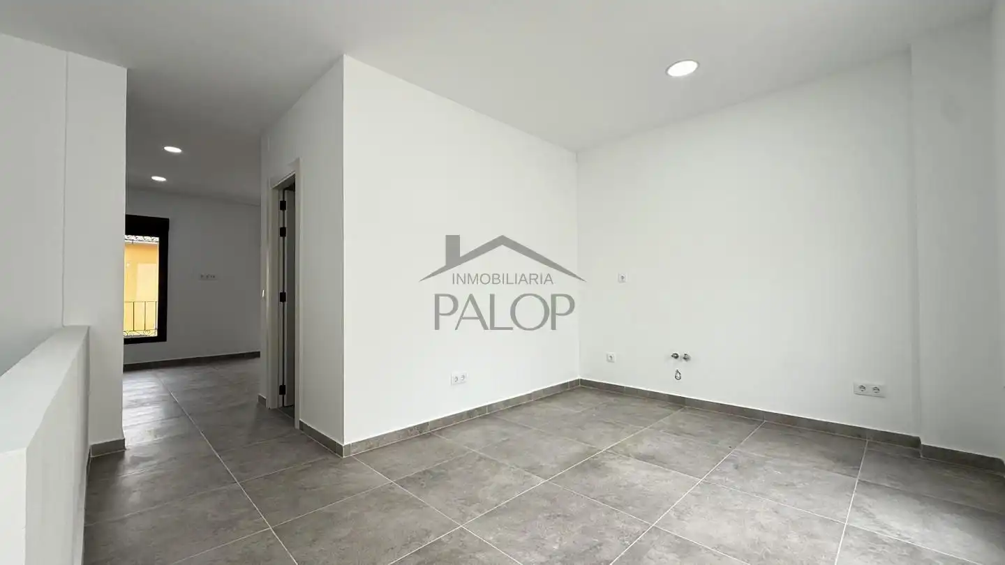 Sala d'estar de Casa o xalet en venda en Carcaixent amb Terrassa i Balcó