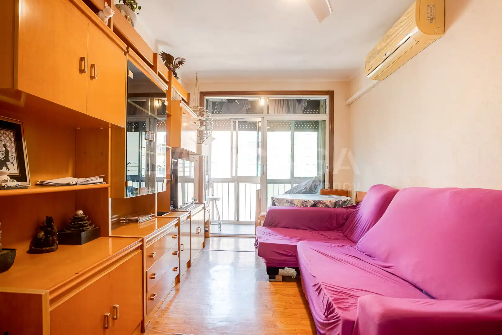 Sala d'estar de Pis en venda en Sant Adrià de Besòs amb Balcó