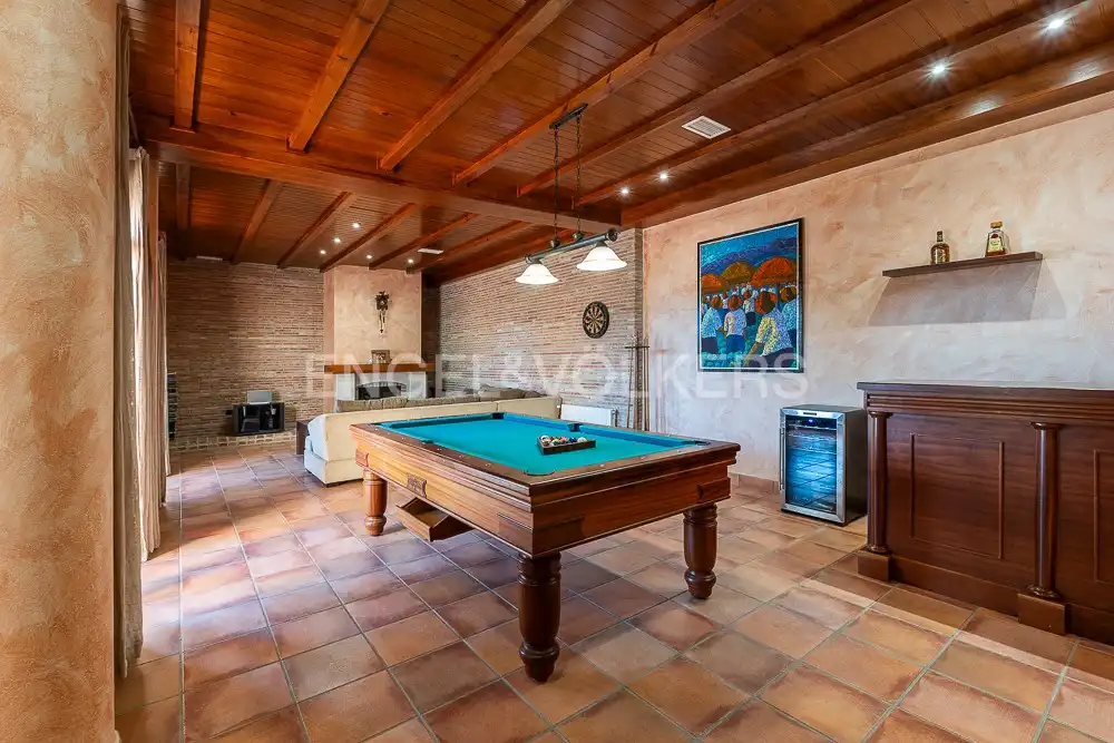 Casa o xalet en venda en Sagunto / Sagunt amb Calefacció, Jardí privat i Parquet