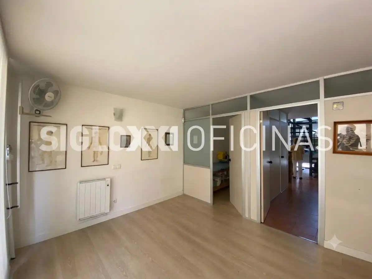 Büro zur Miete in Barcelona mit Klimaanlage und Heizung