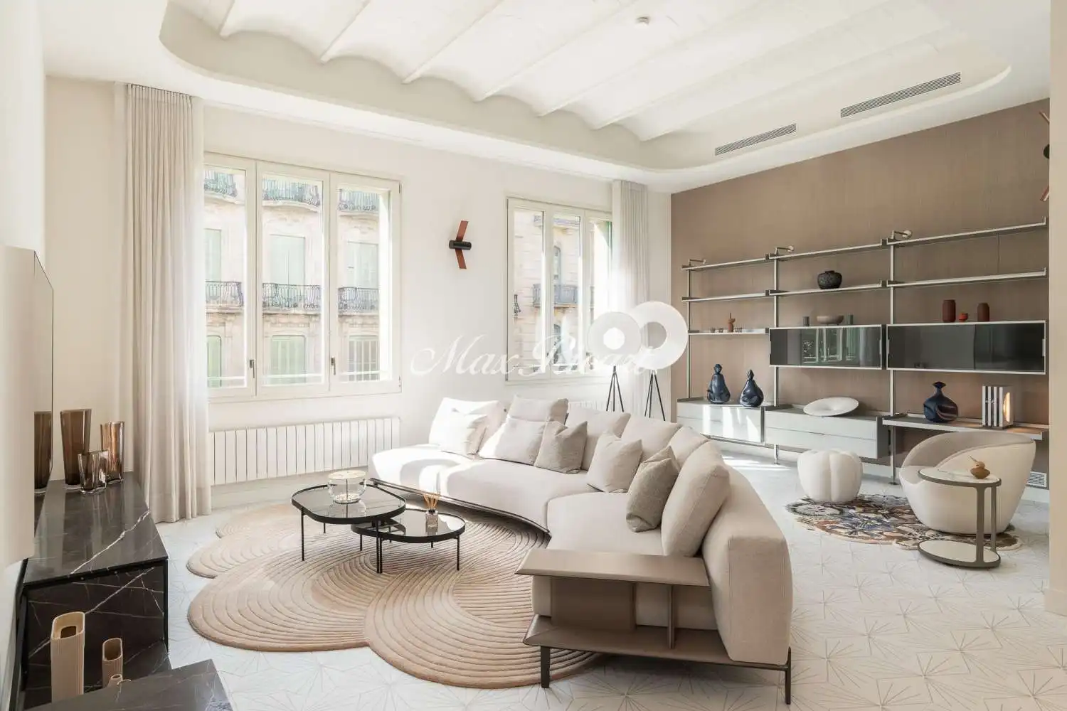 Flat with pool to rent in Eixample