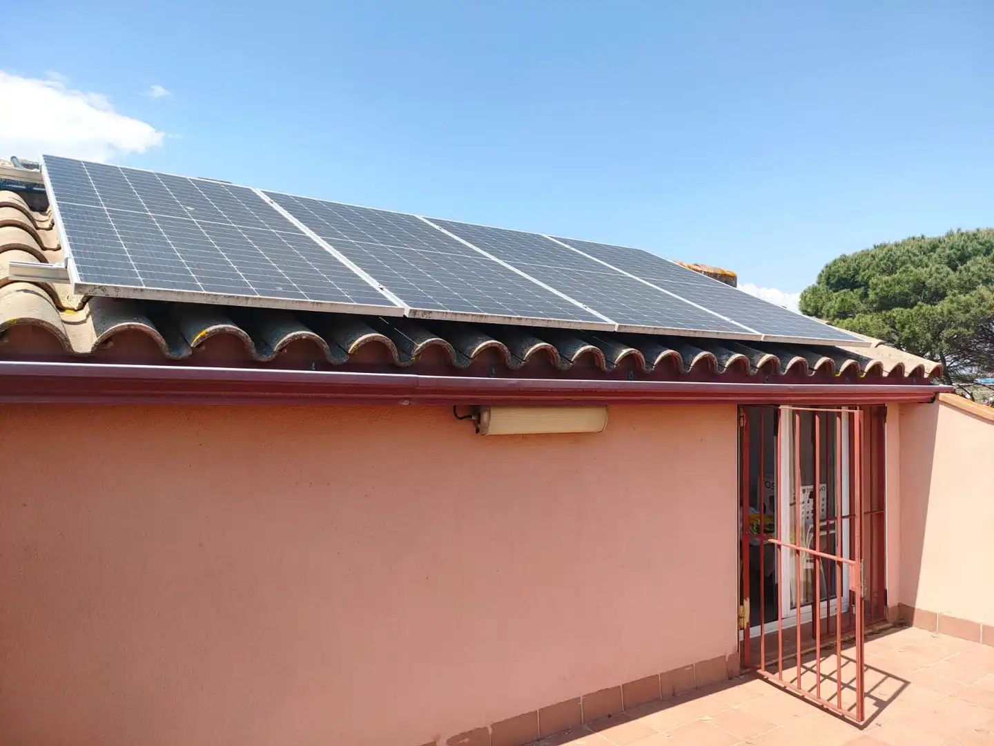 Vista exterior de Casa o xalet en venda en Caldes de Malavella amb Calefacció, Jardí privat i Terrassa