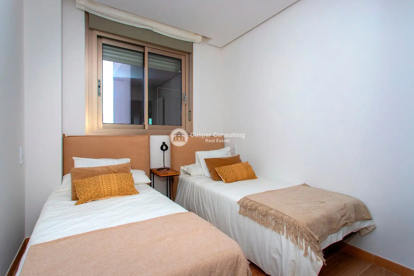 Habitación de Apartamento en venta en Santa Pola con Calefacción, Terraza y Trastero
