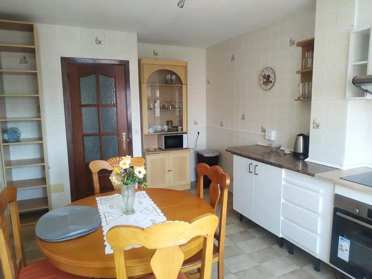 Kitchen of Flat for rent in Betanzos  with Heating, Parquet flooring and Furnished