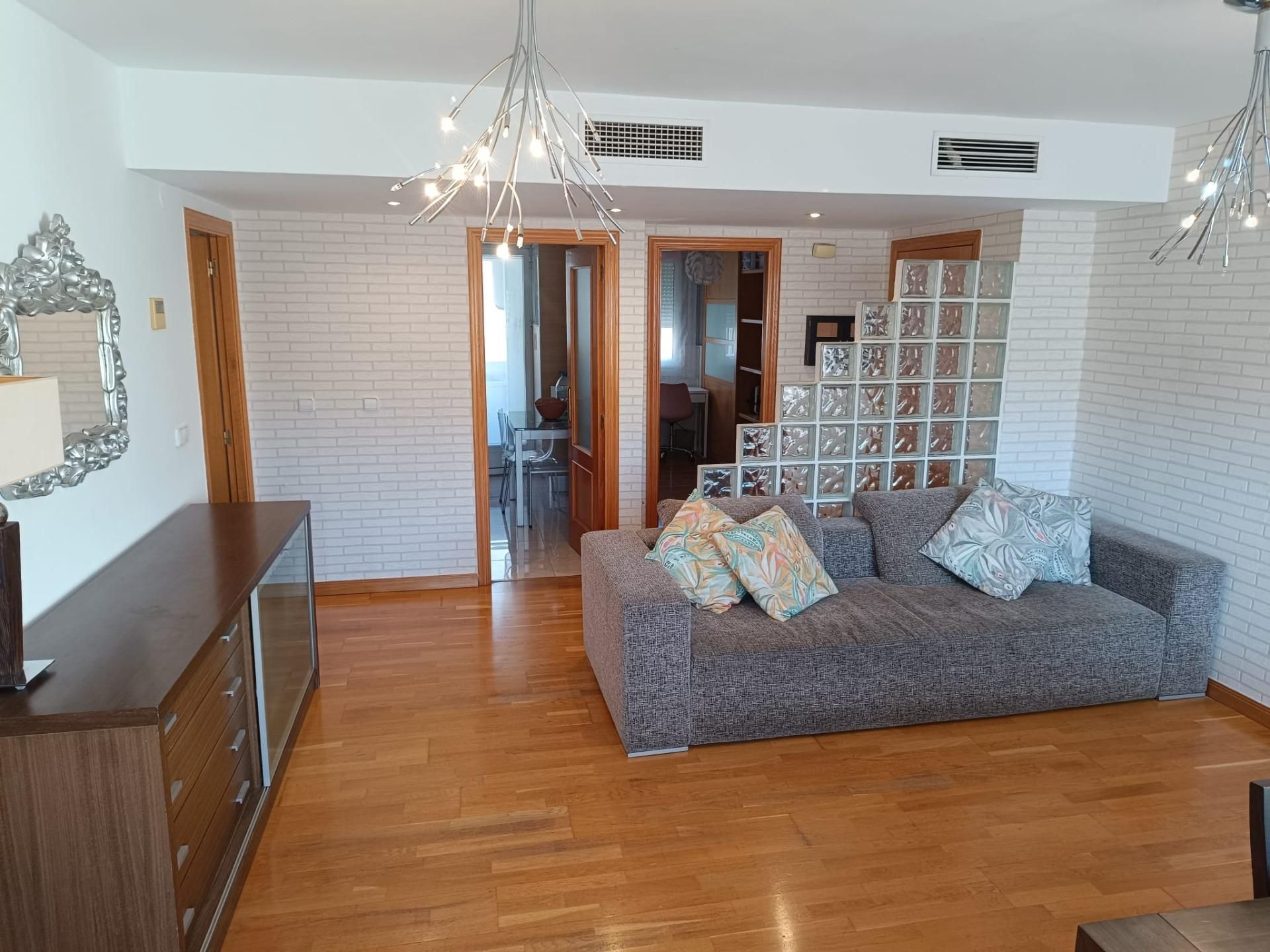 Sala d'estar de Àtic de lloguer en  Murcia Capital amb Aire condicionat, Calefacció i Terrassa