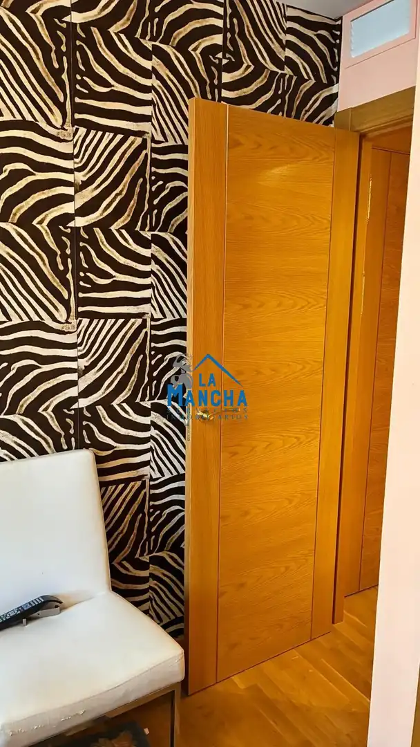 Apartamento en venta en Albacete con Calefacción, Trastero y Amueblado