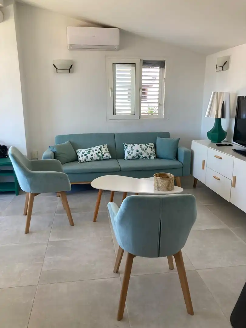 Sala d'estar de Casa o xalet en venda en Dénia amb Aire condicionat, Calefacció i Jardí privat