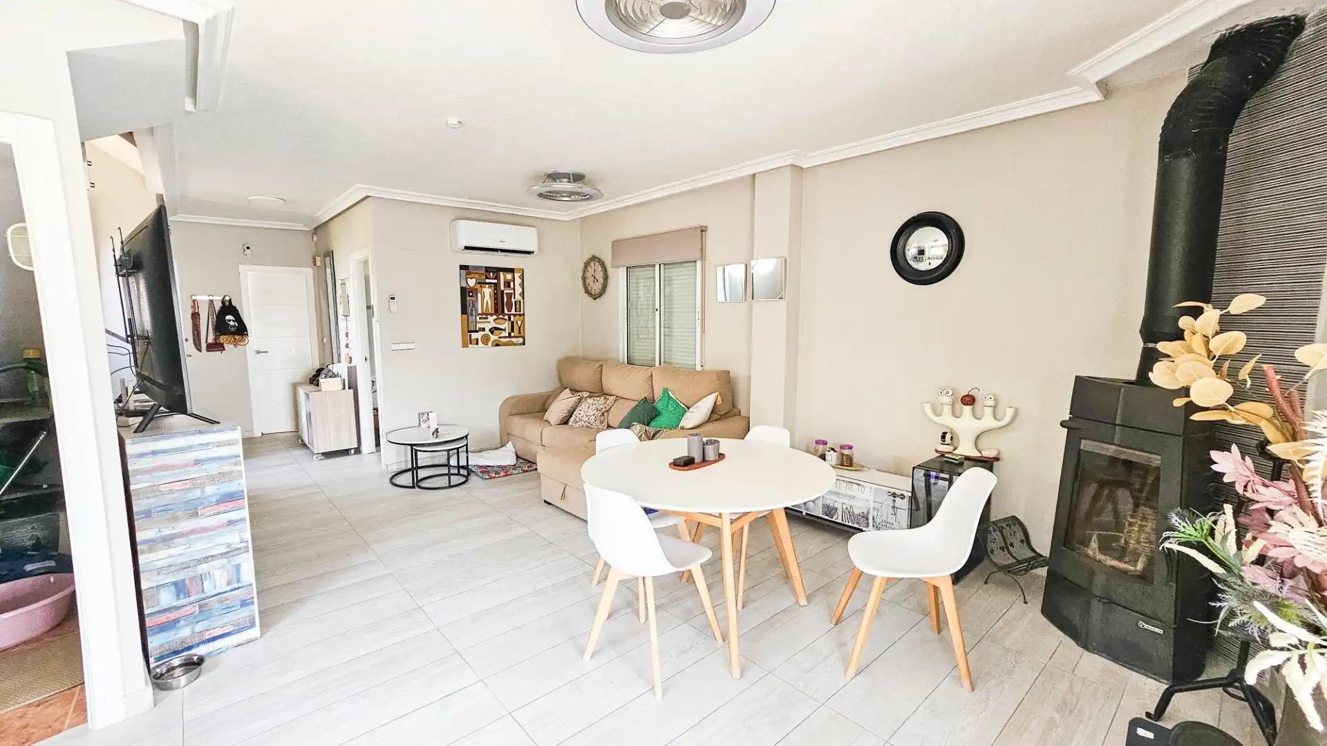 Sala de estar de Casa o chalet en venta en Orihuela con Piscina