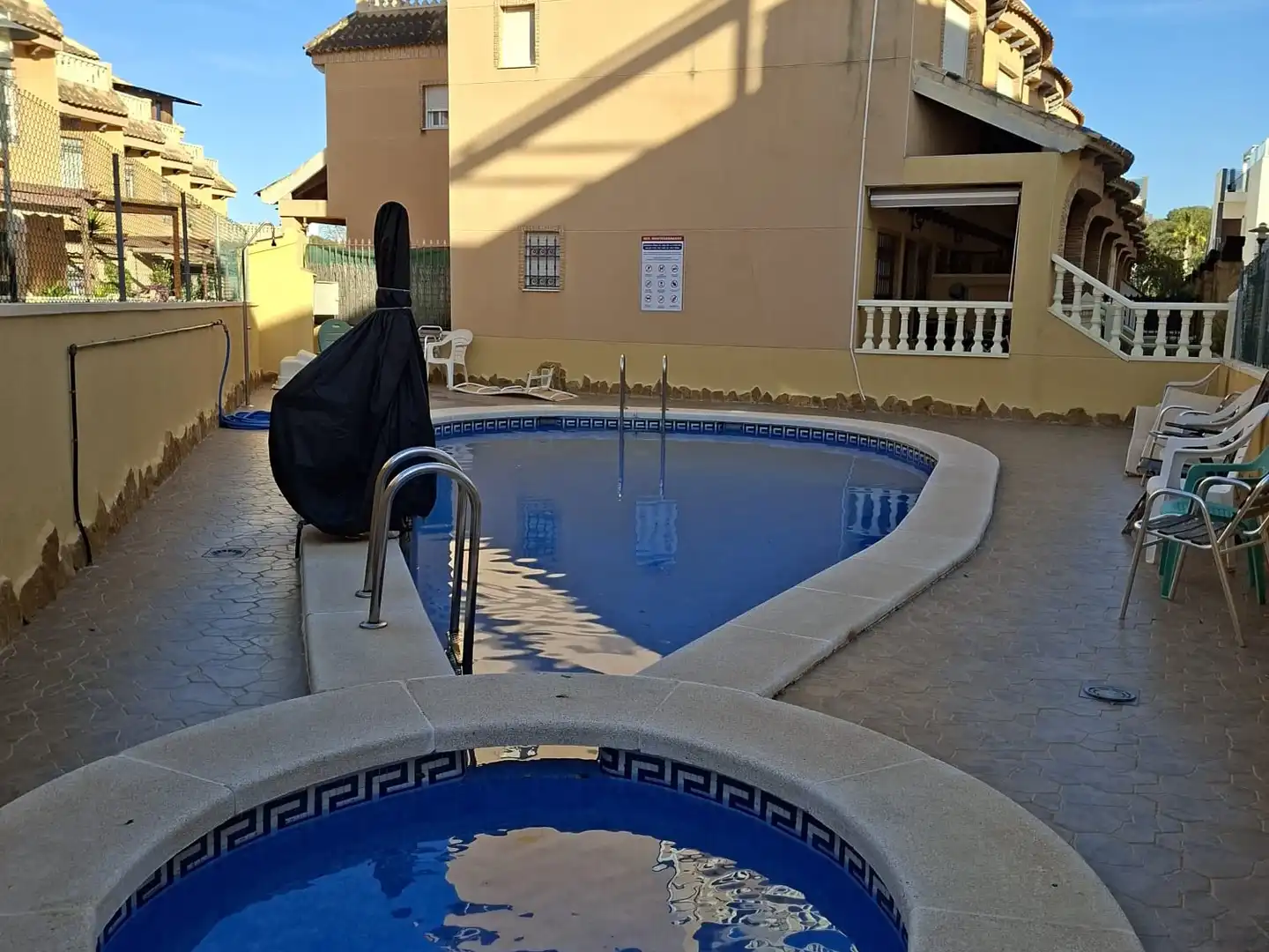 Swimming pool of Houses for sale in Guardamar del Segura  with Air Conditioner, Heating and Private garden