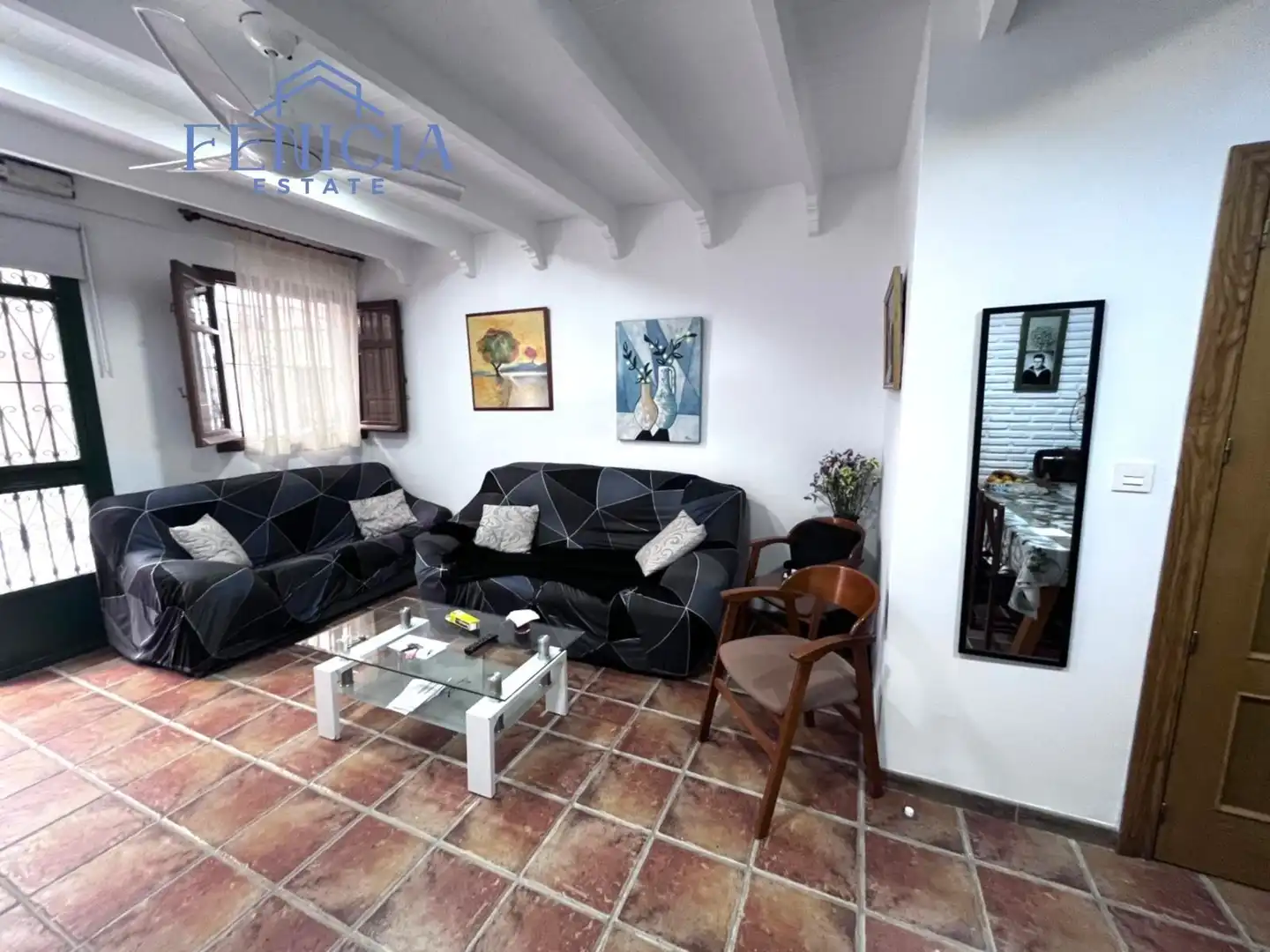Sala d'estar de Pis en venda en Almuñécar amb Aire condicionat