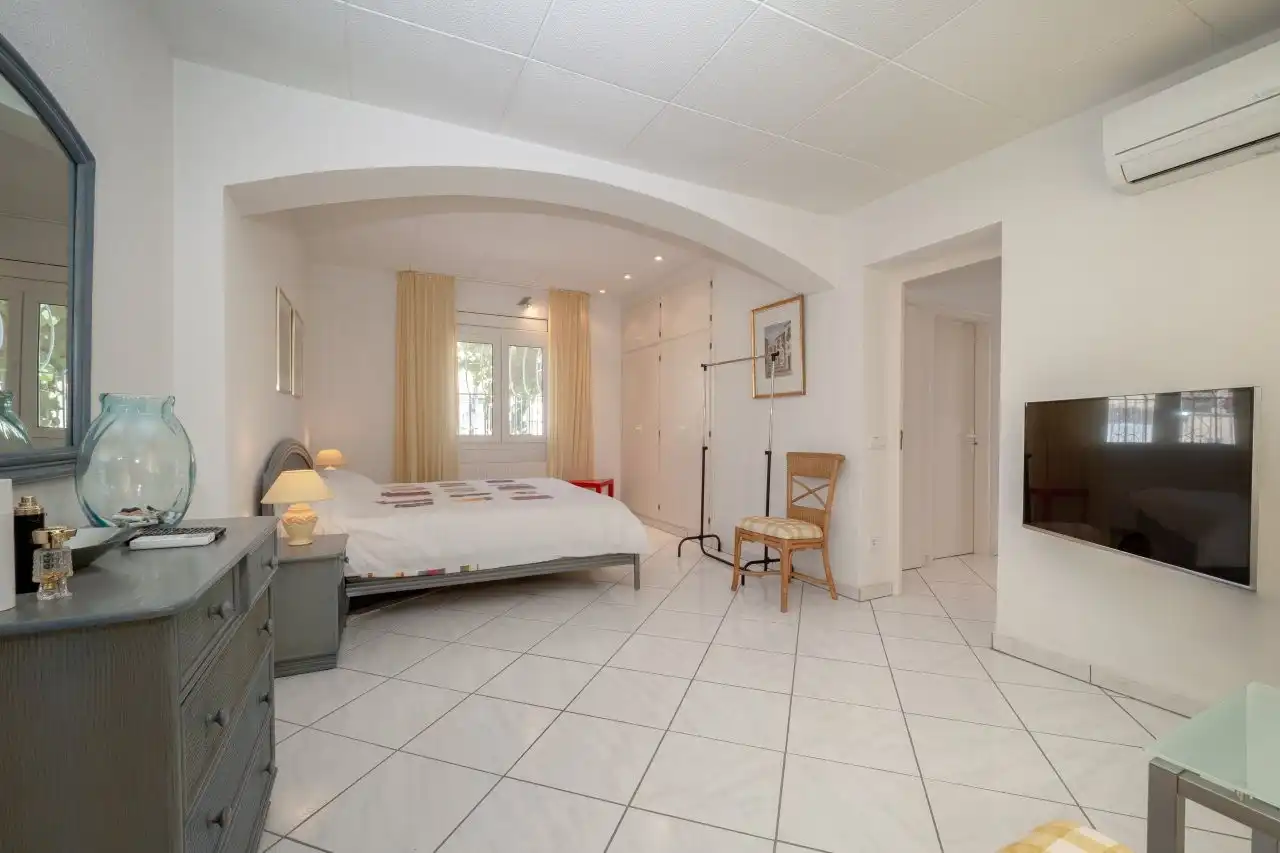 Casa con piscina in vendita a Cap Ras - Creus - Falconera, imagen 32