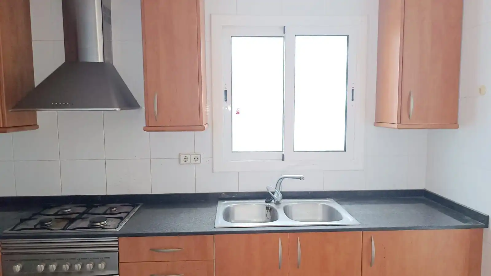 Kitchen of Flat for sale in Vilafranca del Penedès  with Heating, Terrace and Community pool