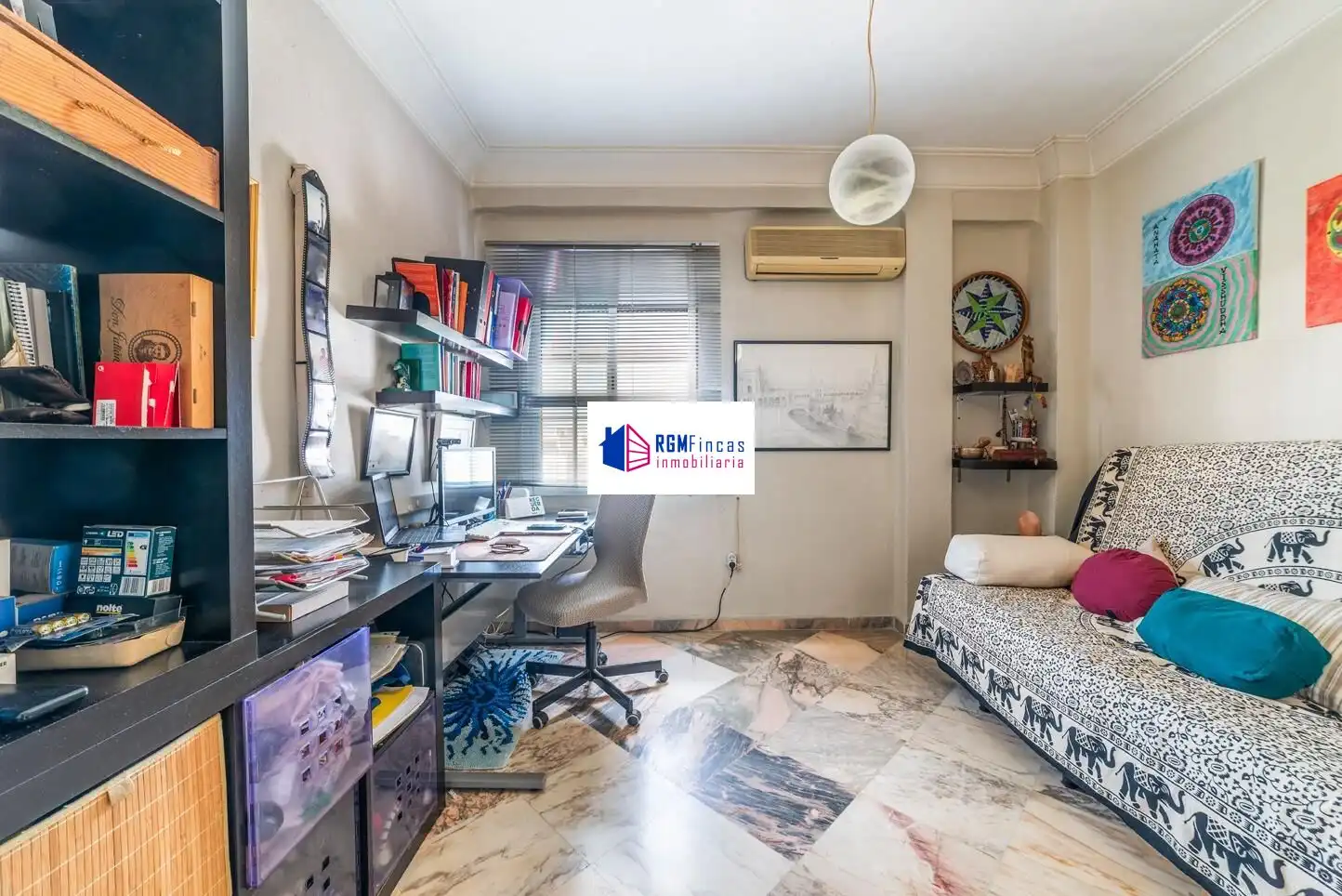 Bedroom of Flat for sale in Sevilla  with Air Conditioner and Storage room