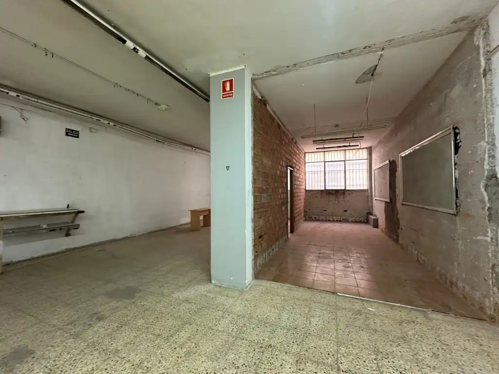 Local comercial en alquiler en Paseo Llorenc Serra, imagen 6