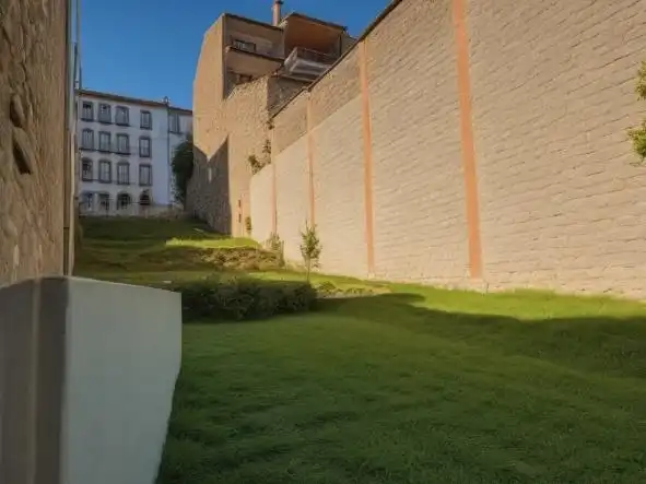 Wohnbaugrundstück zum Verkauf in Manlleu, imagen 3