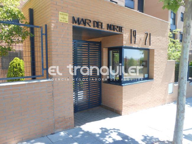 Photo 1 of Flat to rent in Calle Mar del Norte, Miramadrid, Madrid