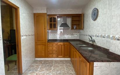 Kitchen of House or chalet for sale in Alginet  with Air Conditioner, Terrace and Storage room