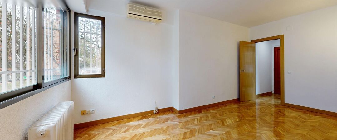 Dormitori de Pis de lloguer en  Madrid Capital amb Calefacció