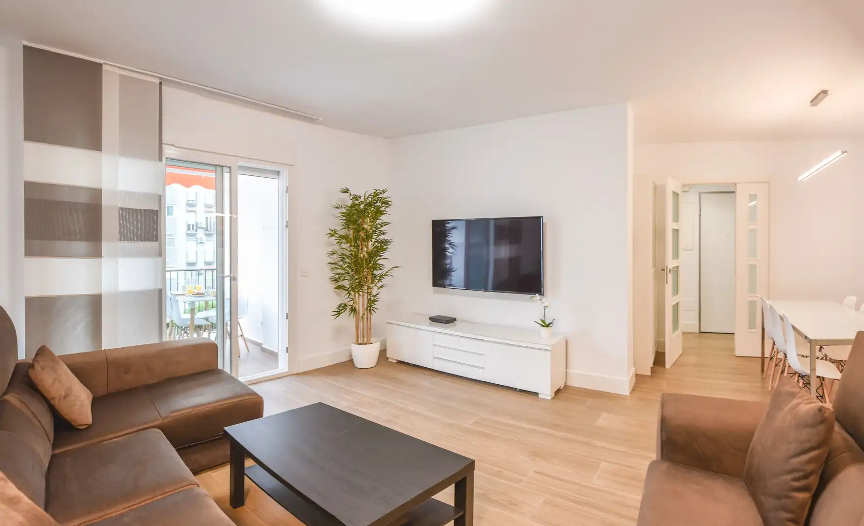 Wohnzimmer von Wohnung zur Miete in Fuengirola mit Klimaanlage, Heizung und Privatgarten