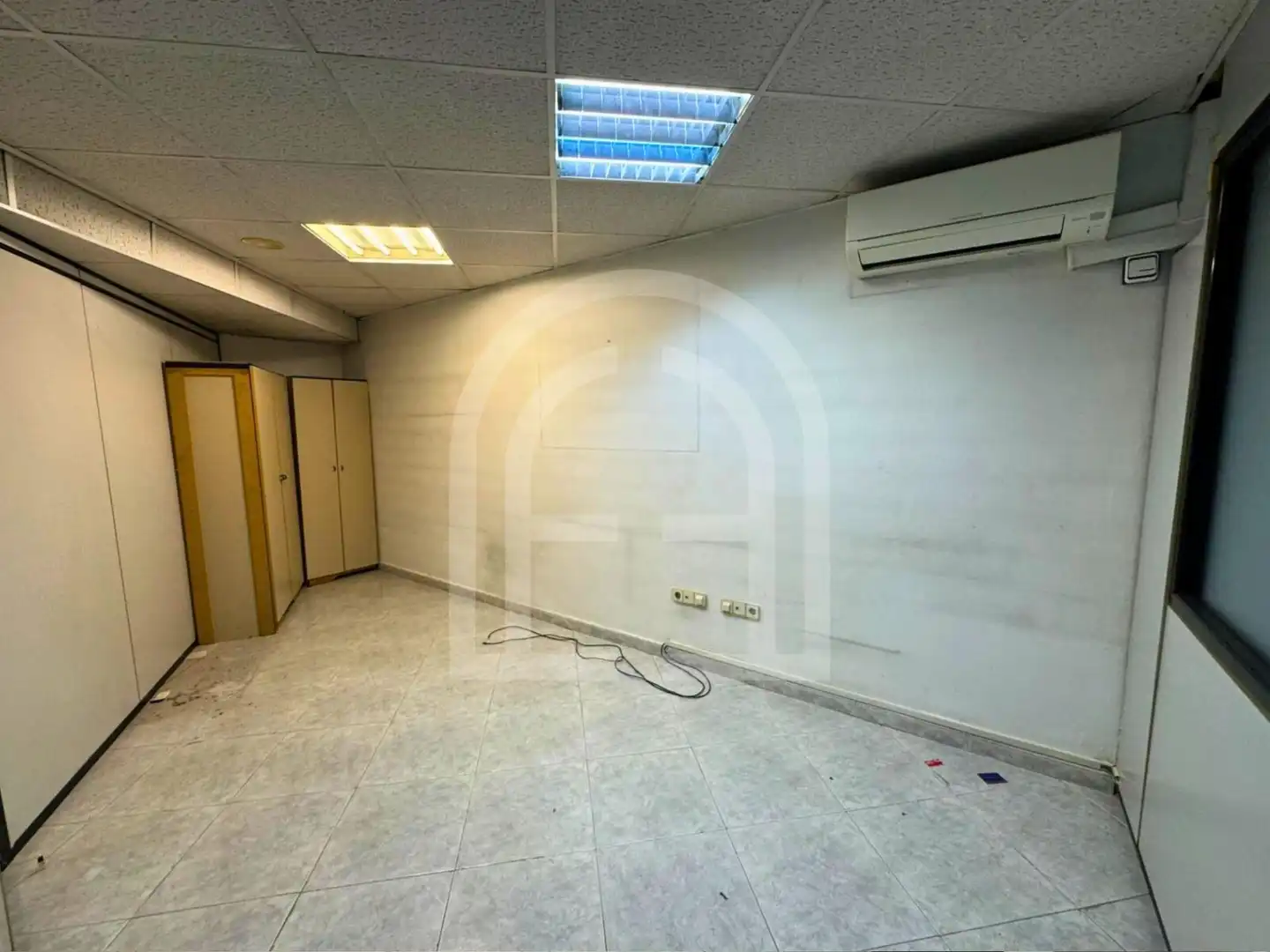 Gewerbefläche zum Verkauf in Can Borrell, imagen 12