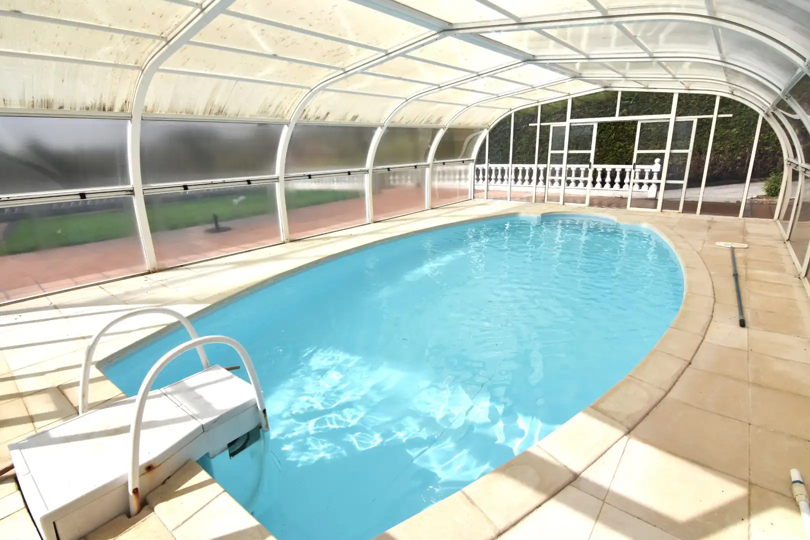 Piscina de Casa o chalet en venta en Bergondo con Calefacción, Jardín privado y Parquet