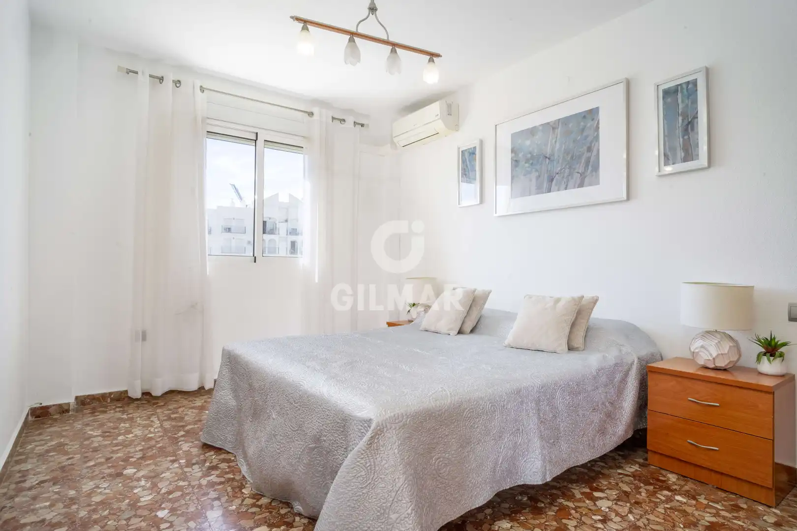 Habitación de Apartamento en venta en Estepona con Balcón