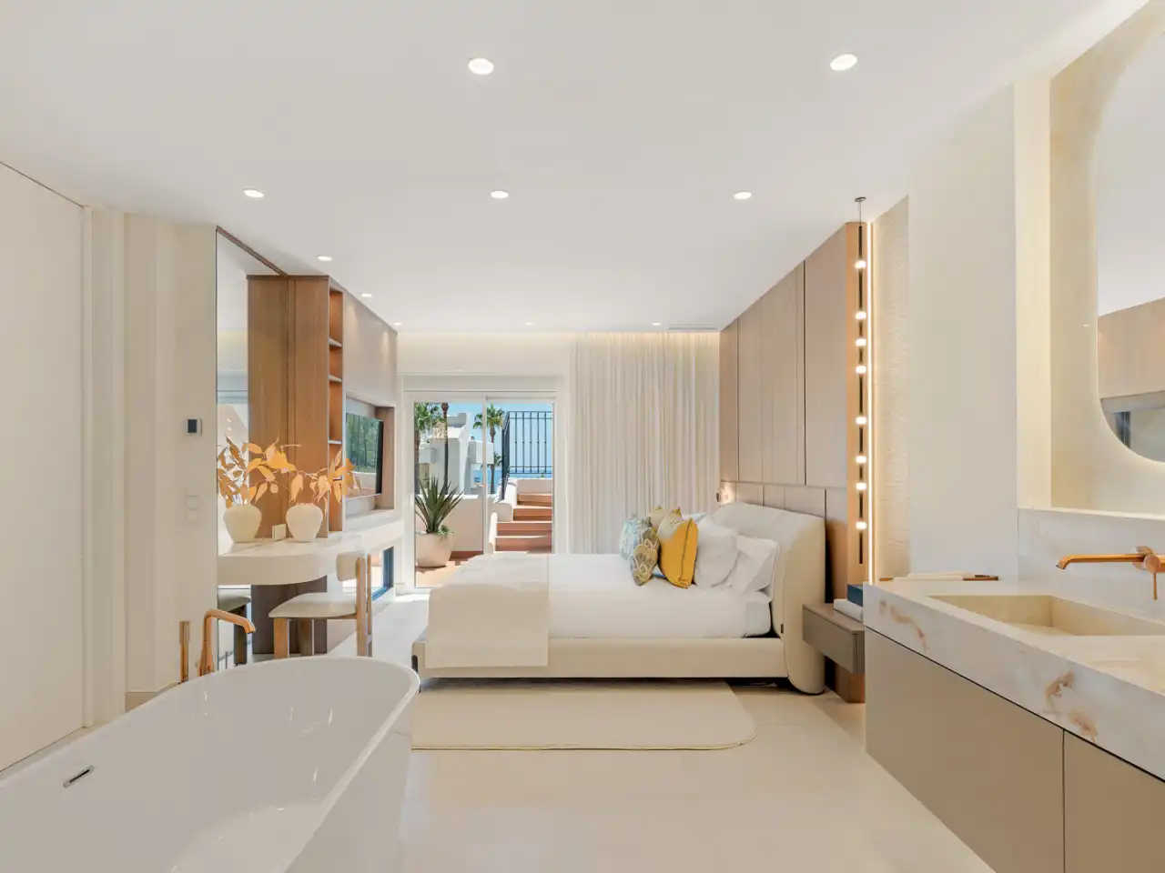 Bedroom of Duplexes for sale in Estepona  with Air Conditioner, Heating and Terrace