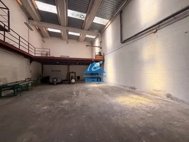 Nave industrial en venta en Galdakao