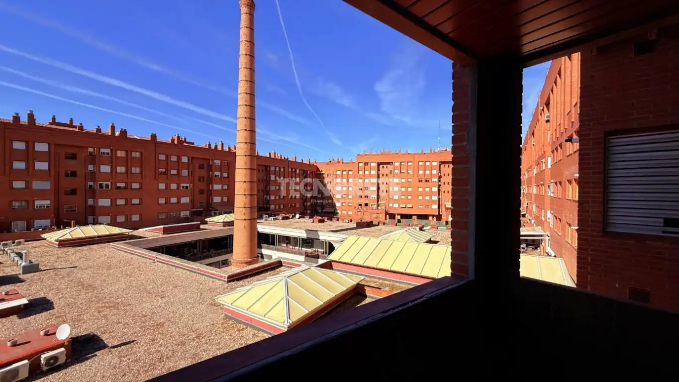 Flat with terrace for sale in Alamín, imagen 9