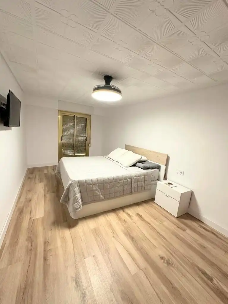 Bedroom of Flat for sale in Elche / Elx