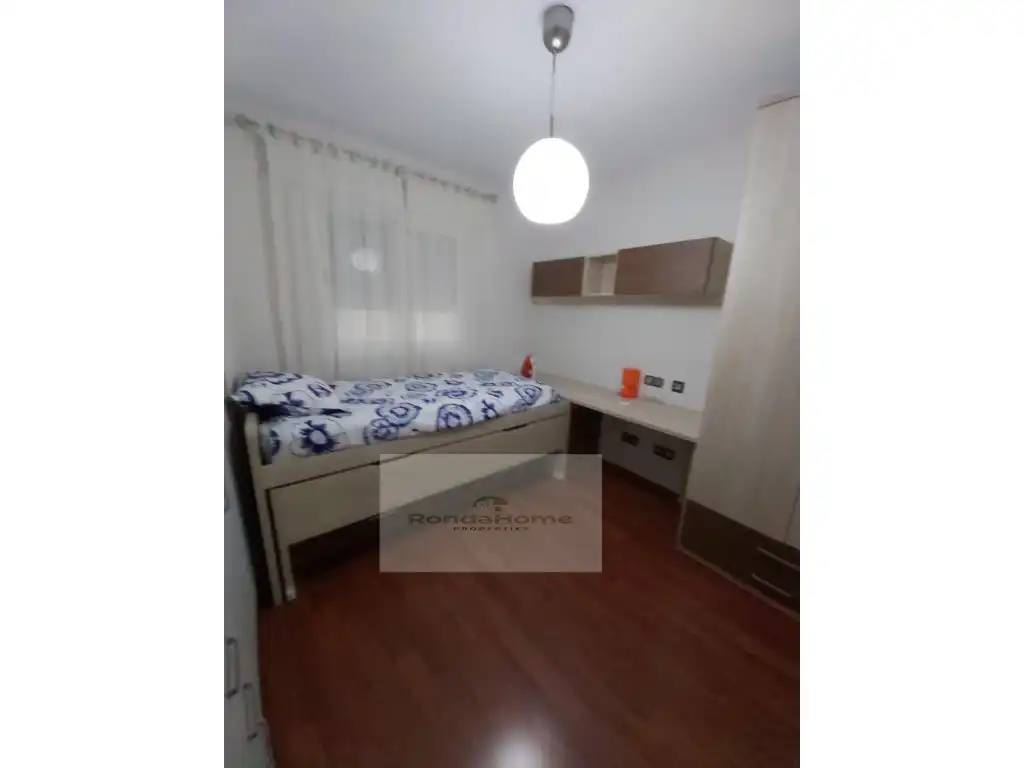 Piso de alquiler en Plaza Manos Unidas, El Tejar - Hacienda Bizcochero