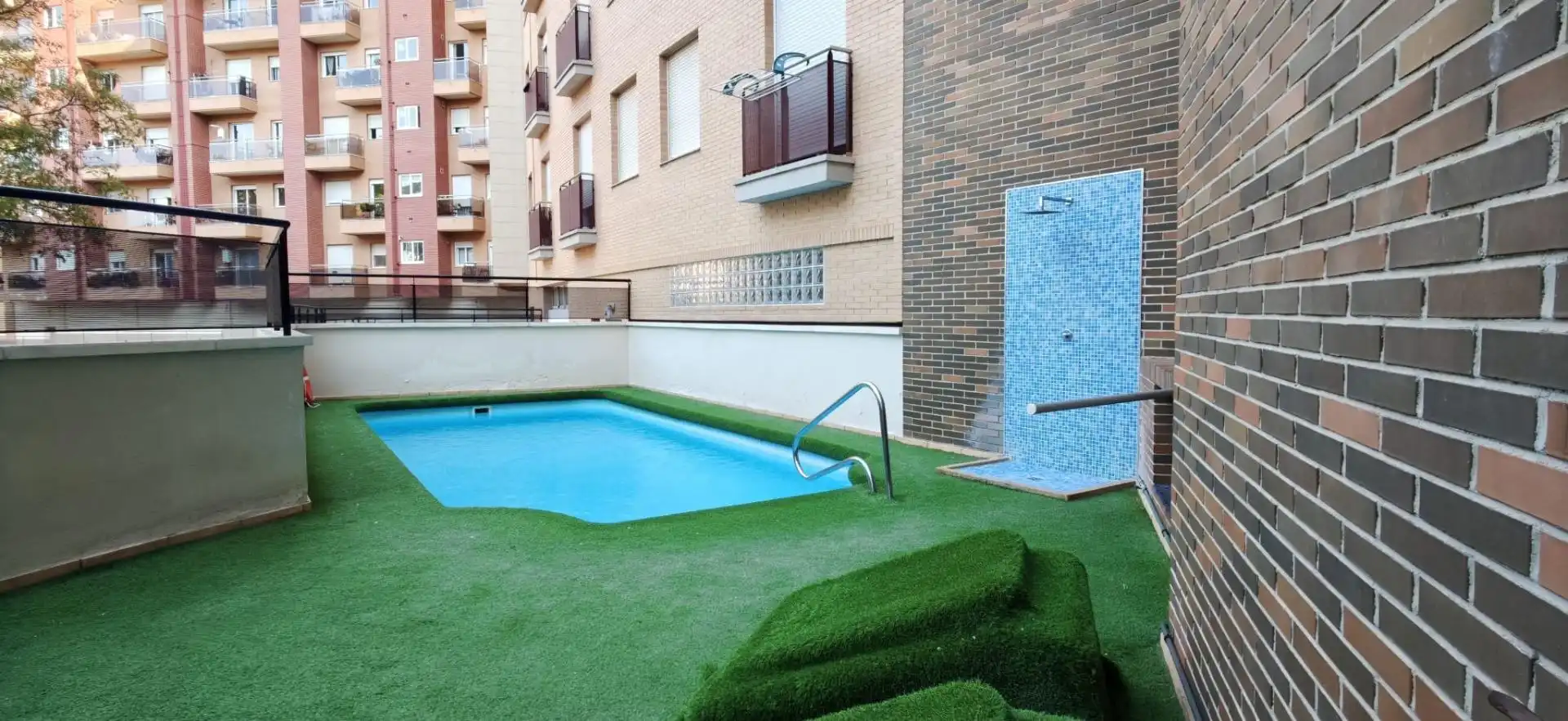 Piscina de Pis en venda en Murcia amb Aire condicionat, Terrassa i Traster