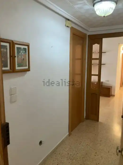 Piso de alquiler en El Puig de Santa Maria con Horno, Lavadora y Microondas