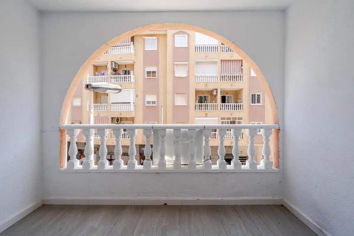 Terraza de Piso en venta en Torrevieja con Calefacción, Terraza y Balcón