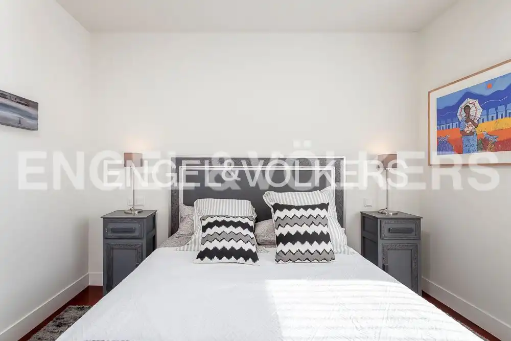 Bedroom of Attic for rent in Madrid  with Air Conditioner, Heating and Furnished