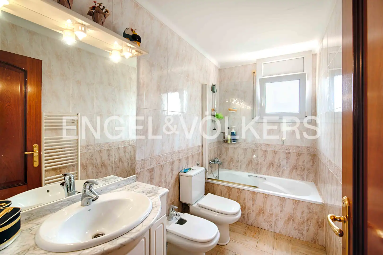 Villa mit Pool zum Verkauf in Carrer del Cadí, imagen 31