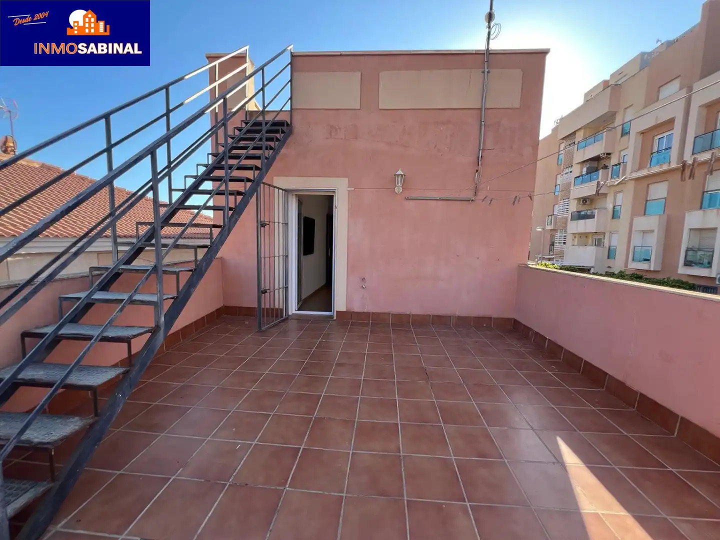 Terrassa de Casa adosada en venda en Roquetas de Mar amb Aire condicionat, Calefacció i Terrassa