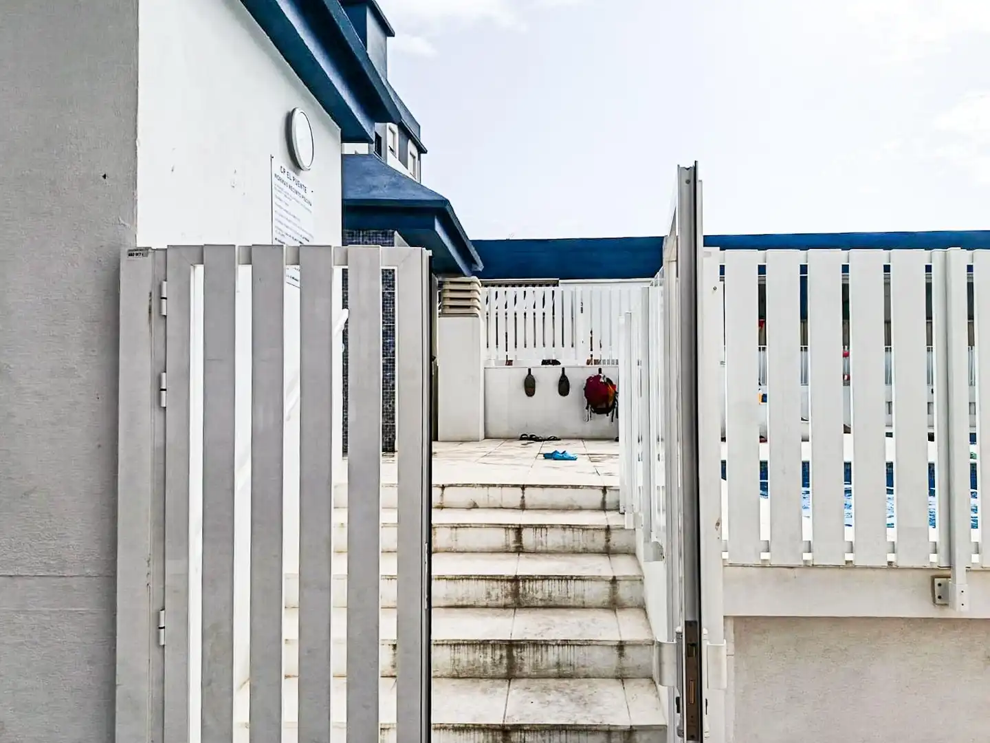 Vista exterior de Apartament en venda en Miramar amb Terrassa, Moblat i Piscina comunitària