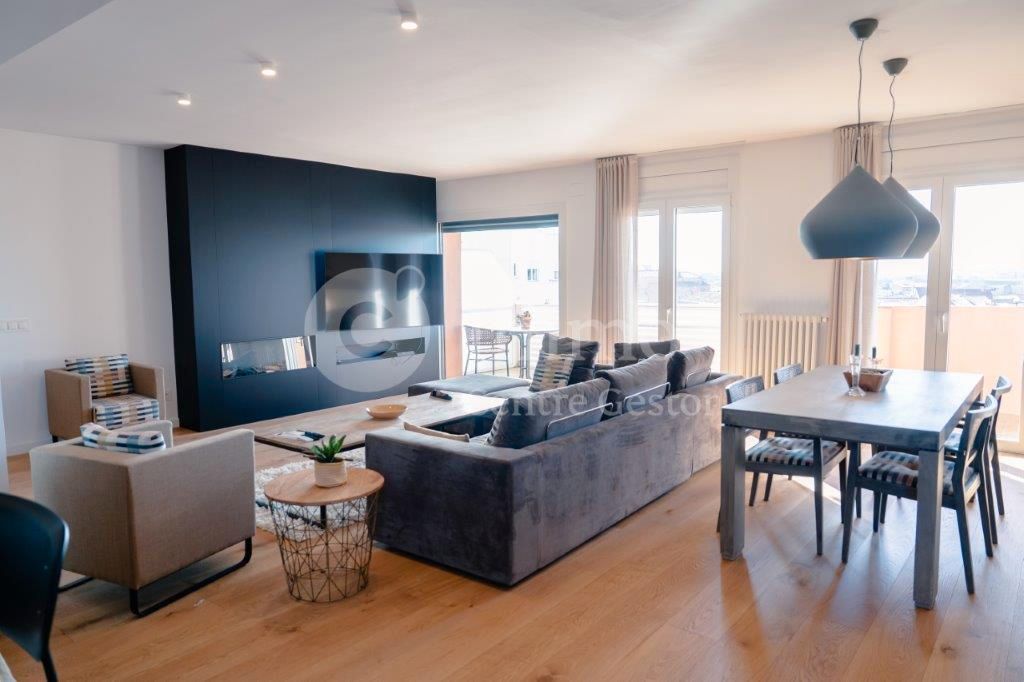 Sala d'estar de Dúplex de lloguer en Mollerussa amb Aire condicionat, Calefacció i Parquet