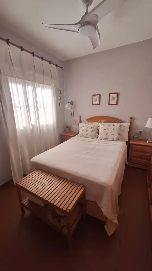 Habitación de Casa o chalet de alquiler en Islantilla con Amueblado, Lavadora y Microondas
