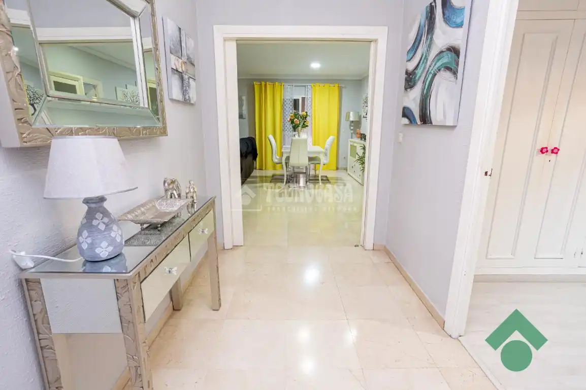 Flat for sale in Algeciras  with Terrace, Storage room and Furnished