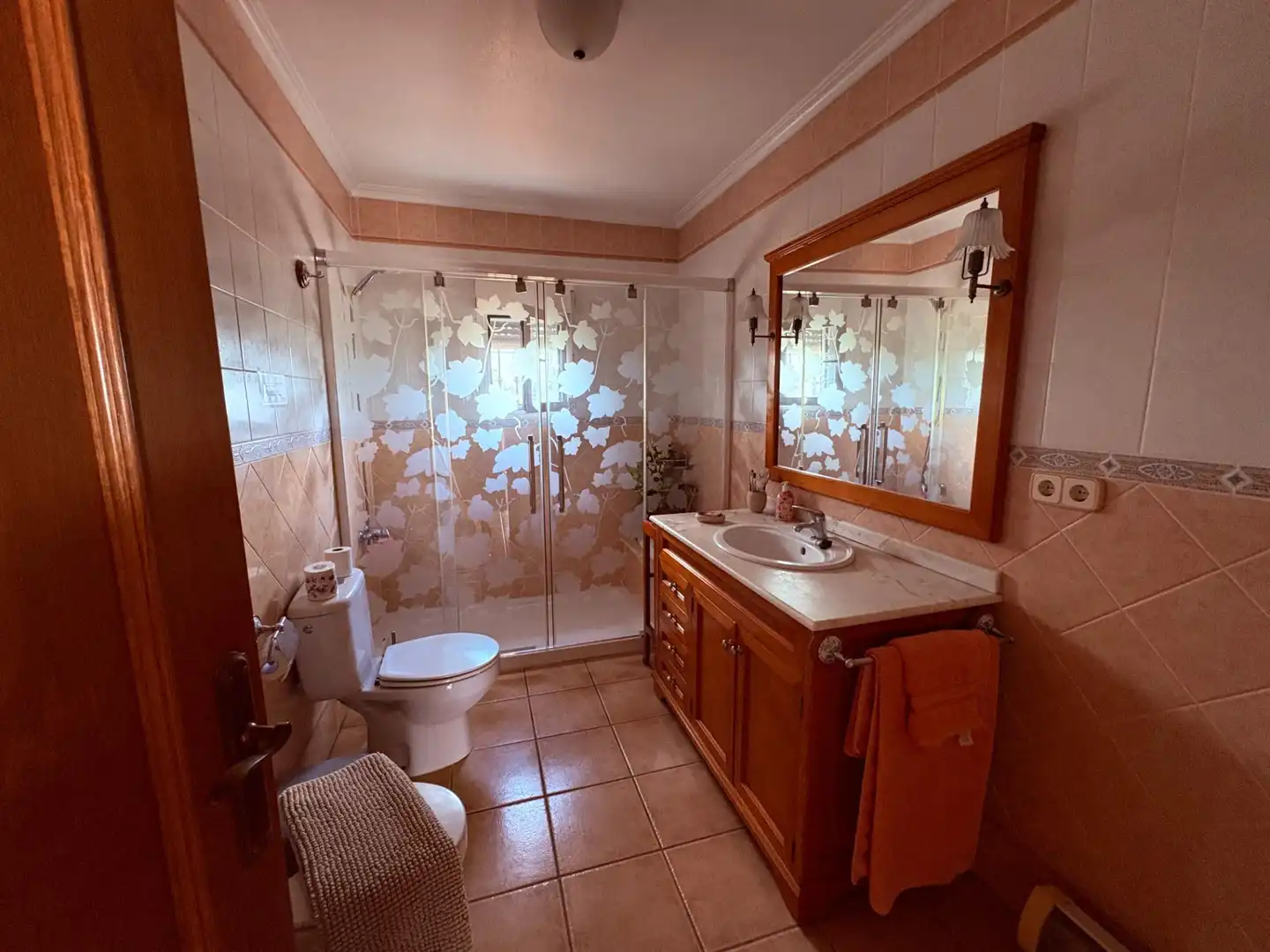 Bathroom of Houses for sale in Elche / Elx  with Swimming Pool