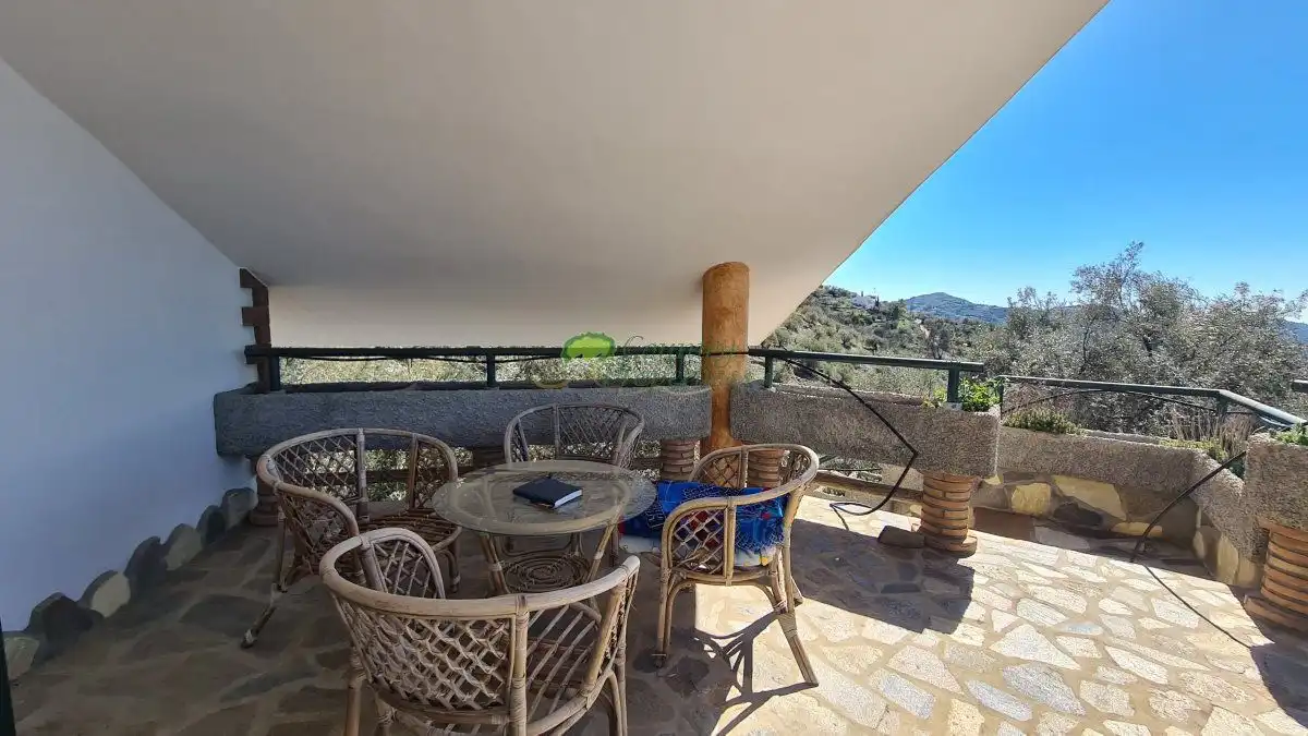 Terrassa de Finca rústica en venda en Canillas de Albaida amb Aire condicionat, Calefacció i Jardí privat